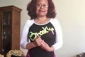 Abuela Dominicana De 58 En Periscope Caliente